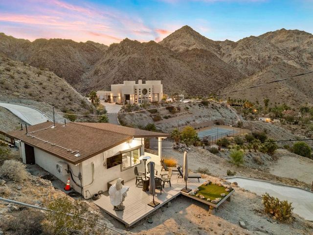 71105 Cholla Way, Palm Desert, CA 92260