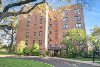 620 Pelham Road 6G, New Rochelle, NY 10805