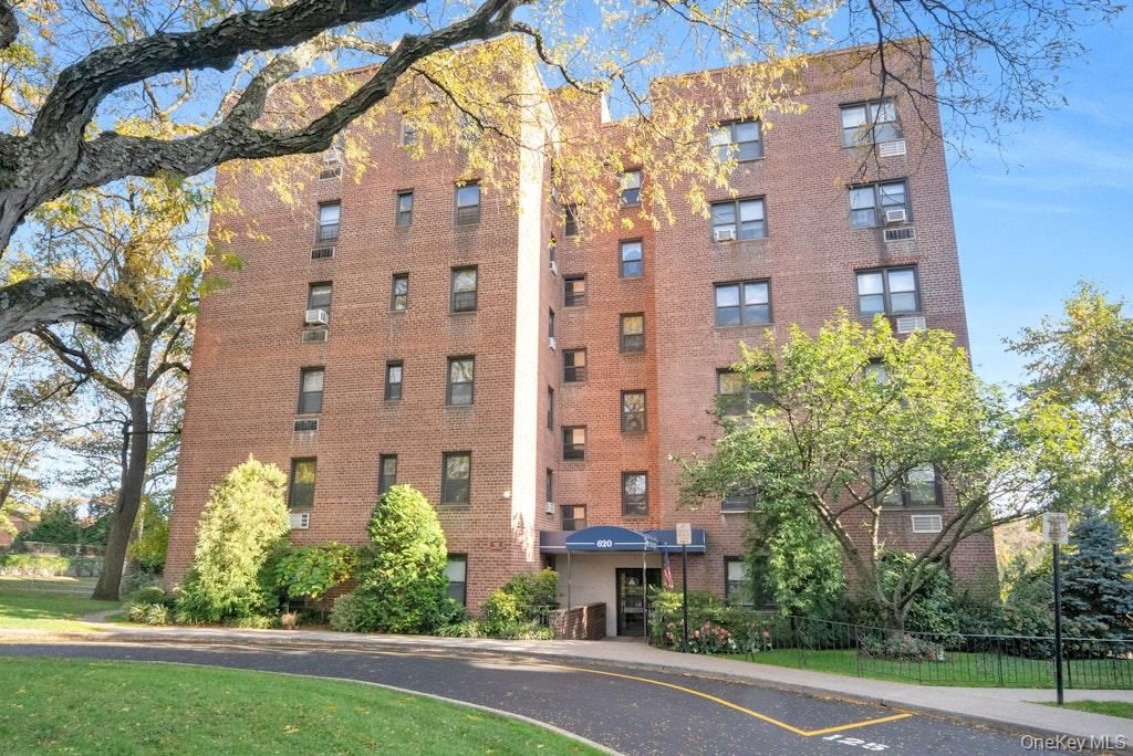620 Pelham Road 6G, New Rochelle, NY 10805
