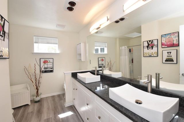 41 E Campus COURT, Wind Point, WI 53402