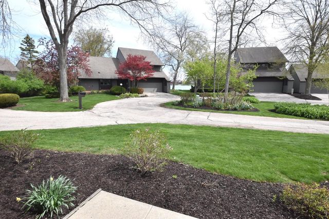 41 E Campus COURT, Wind Point, WI 53402