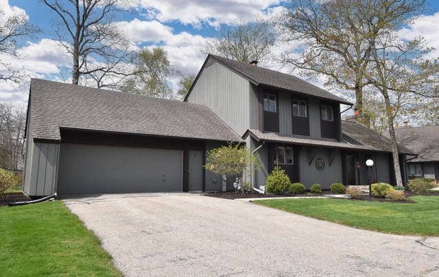 41 E Campus COURT, Wind Point, WI 53402