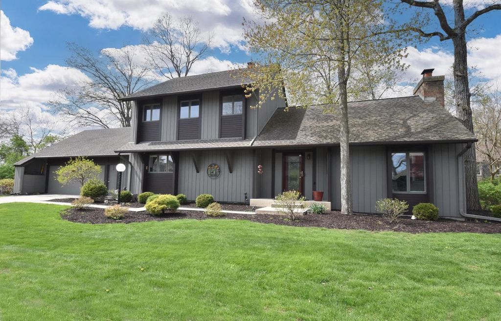 41 E Campus COURT, Wind Point, WI 53402