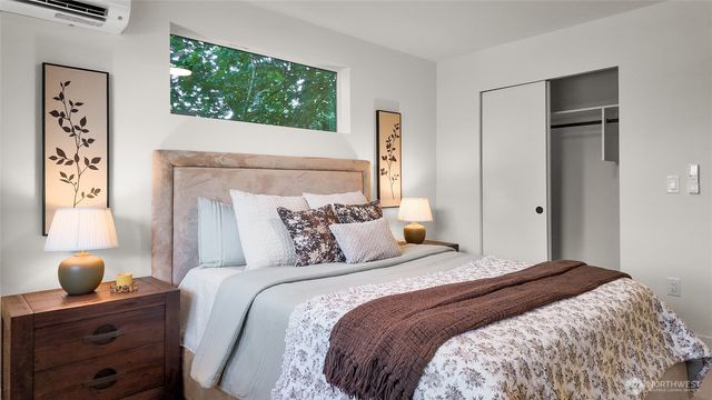 3209 NE 94th Street, Seattle, WA 98115