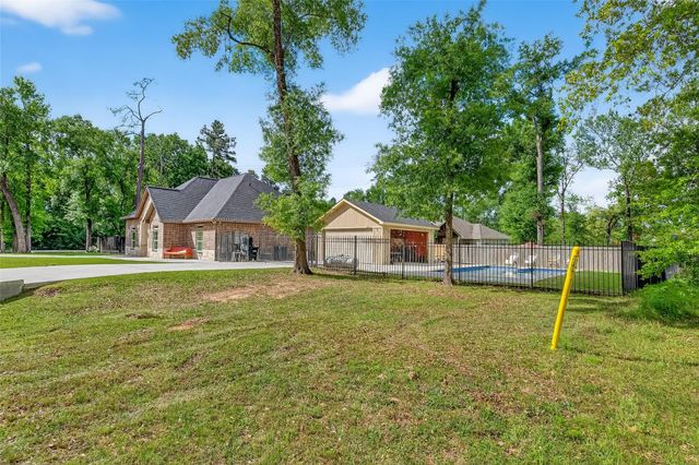 23519 Creek Wood Drive, Spring, TX 77389