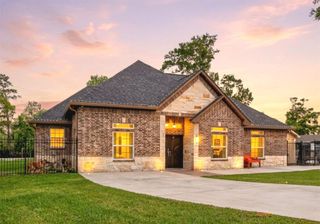 23519 Creek Wood Drive, Spring, TX 77389