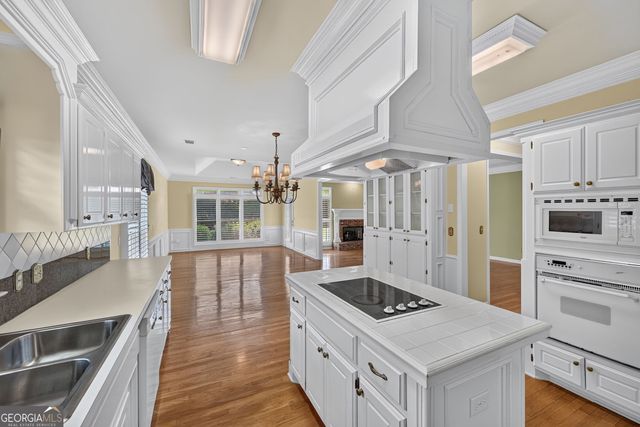 12610 Oxfordshire Court, Johns Creek, GA 30005