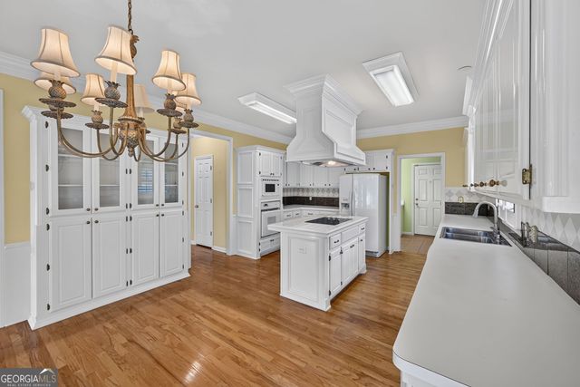 12610 Oxfordshire Court, Johns Creek, GA 30005