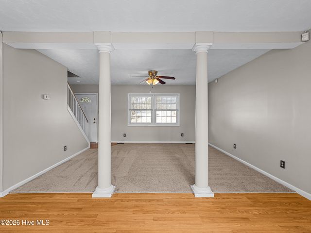 422 Thomas Drive, Jacksonville, NC 28546