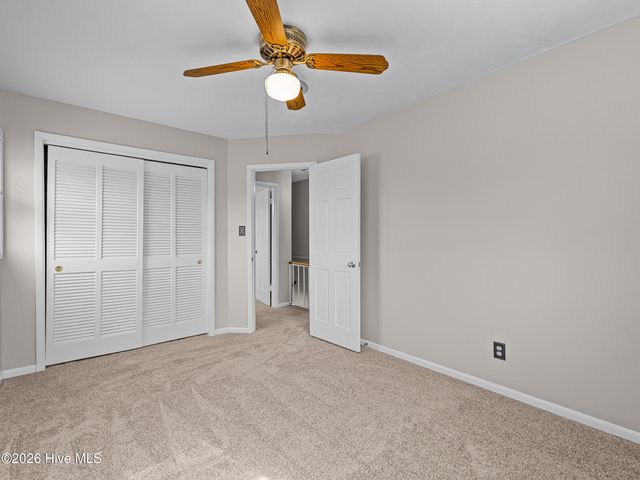 422 Thomas Drive, Jacksonville, NC 28546