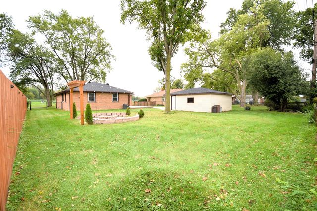 6918 W 116th Street, Worth, IL 60482