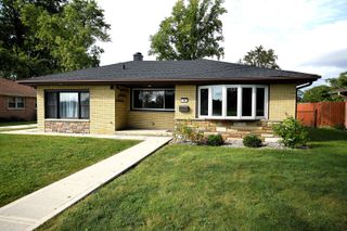 6918 W 116th Street, Worth, IL 60482