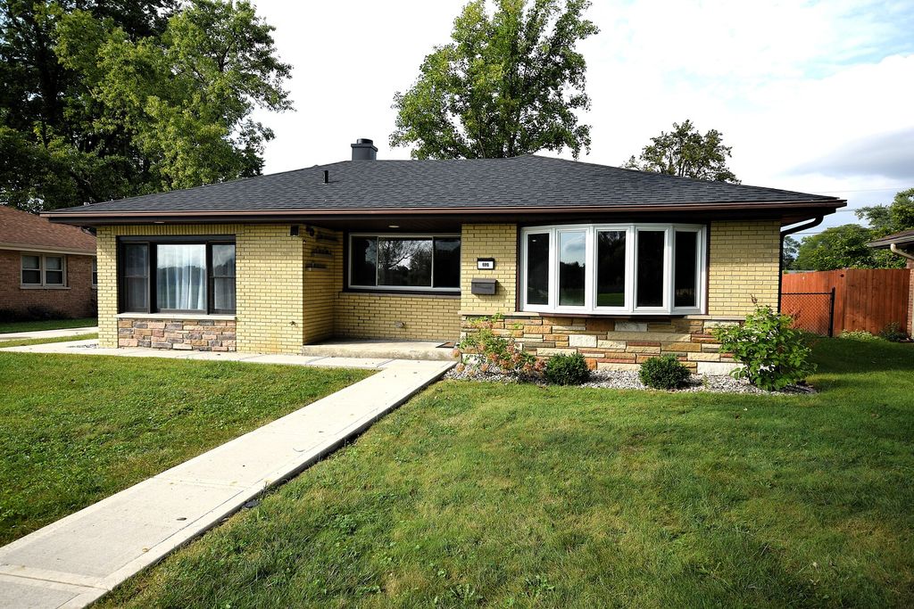 6918 W 116th Street, Worth, IL 60482
