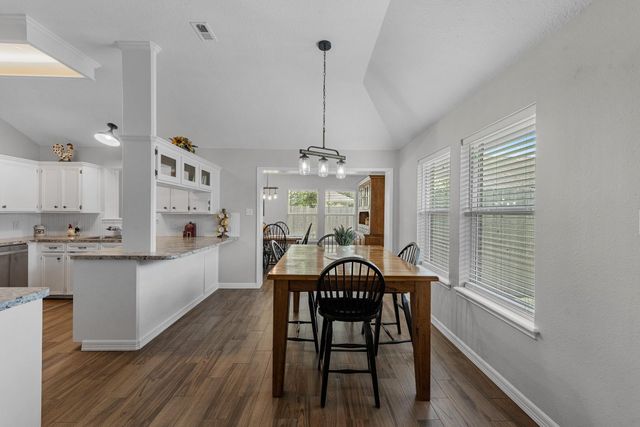 606 Walnut Street, Sweeny, TX 77480