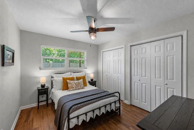 606 Walnut Street, Sweeny, TX 77480