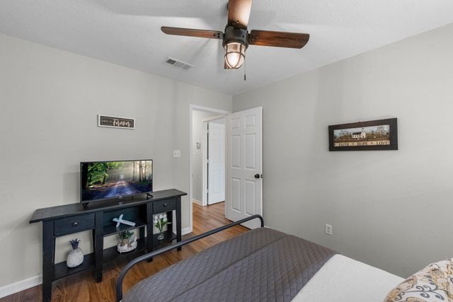 606 Walnut Street, Sweeny, TX 77480