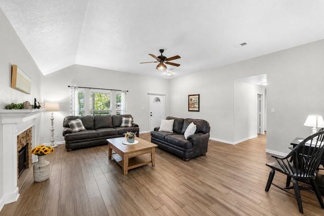 606 Walnut Street, Sweeny, TX 77480