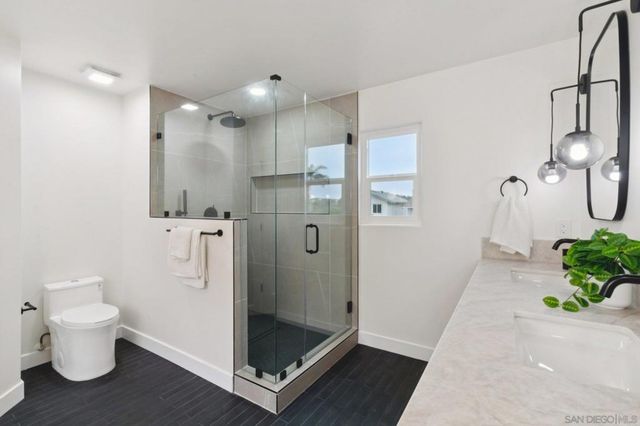 4334 Rous St., San Diego, CA 92122