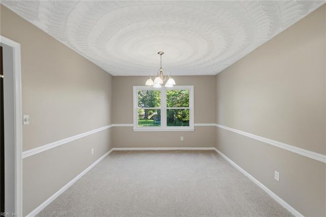 1897 Haviland DR, Virginia Beach, VA 23454