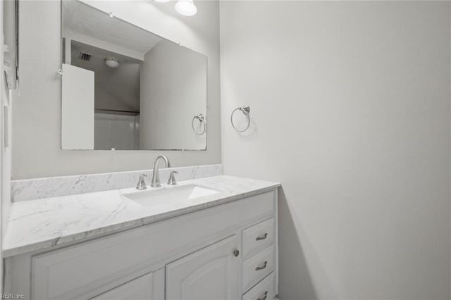 1897 Haviland DR, Virginia Beach, VA 23454