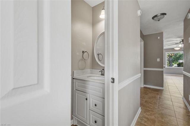 1897 Haviland DR, Virginia Beach, VA 23454