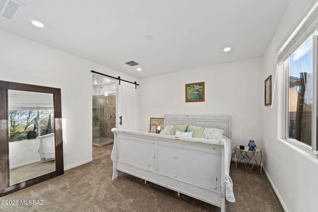 10314 S Pantano Knolls Drive, Vail, AZ 85641