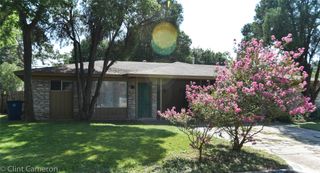 2211 Lanier DR A, Austin, TX 78757