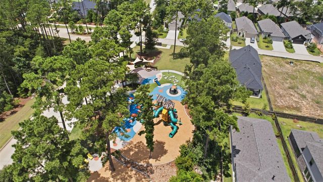 115 Lukewood Circle, Willis, TX 77318