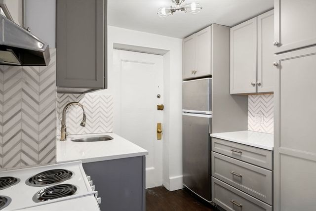 59 Hancock 4, Boston, MA 02114