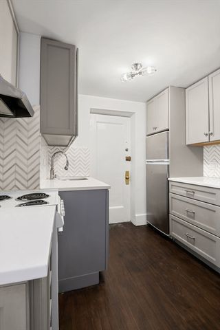 59 Hancock 4, Boston, MA 02114