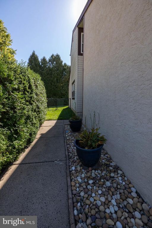 849 THOREAU CT, WARMINSTER, PA 18974 — photo 3