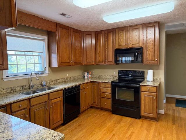 494 Soapstone Hill RD, Floyd, VA 24091