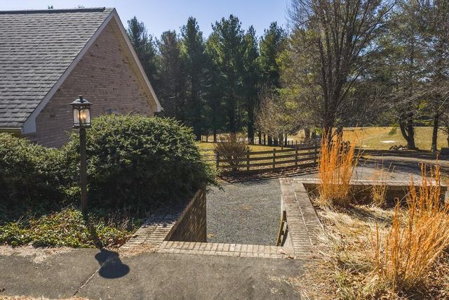 494 Soapstone Hill RD, Floyd, VA 24091