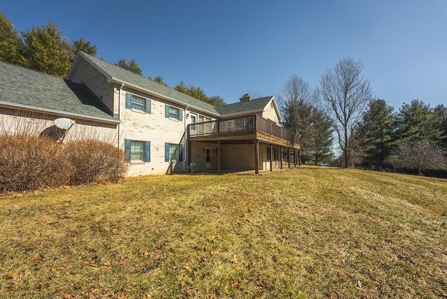 494 Soapstone Hill RD, Floyd, VA 24091