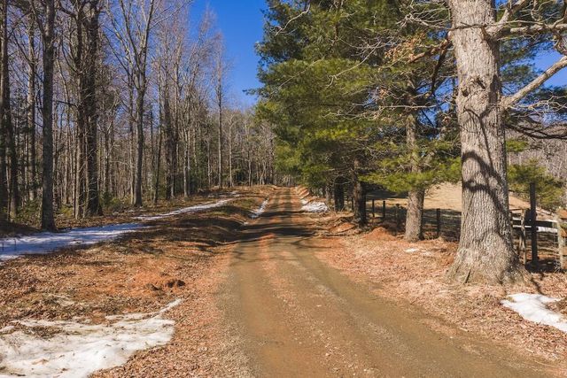 494 Soapstone Hill RD, Floyd, VA 24091