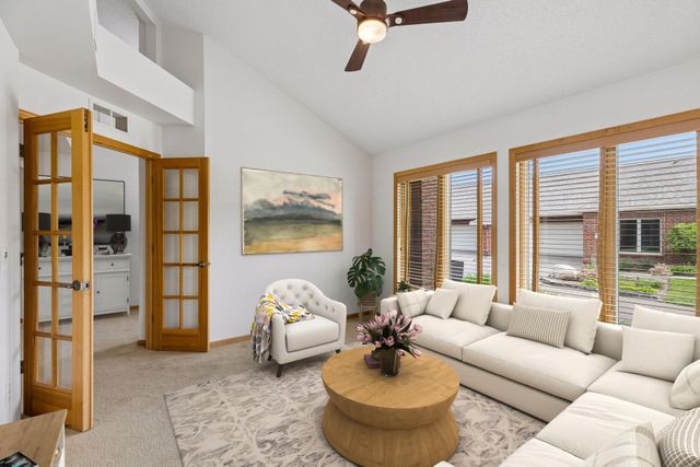 195 W Canyon Drive, Hudson, WI 54016