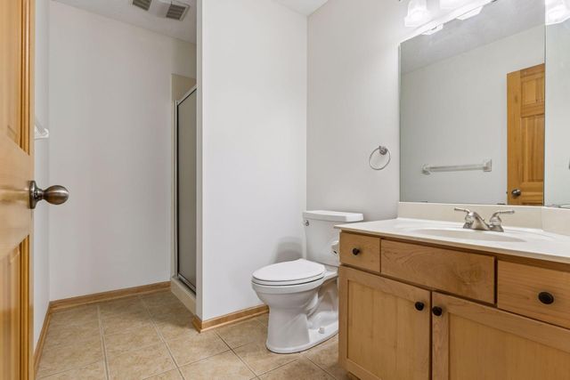 195 W Canyon Drive, Hudson, WI 54016