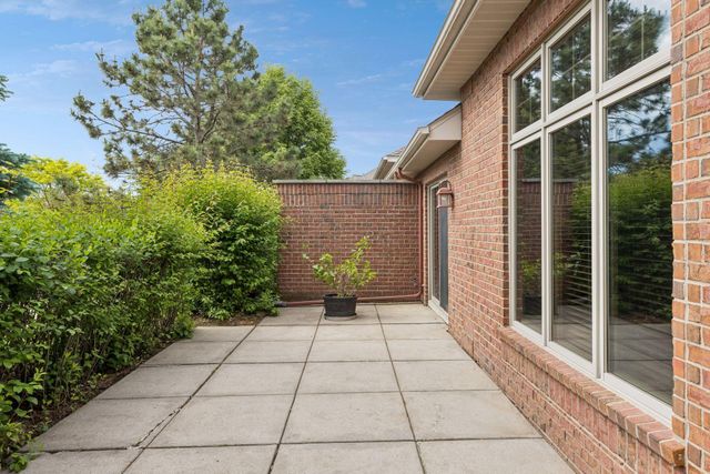 195 W Canyon Drive, Hudson, WI 54016