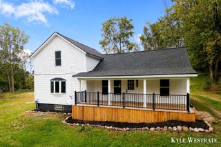 3820 11 Mile Road Ne, Algoma Twp, MI 49341