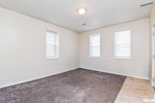 352 CATHERINE Street, Pekin, IL 61554