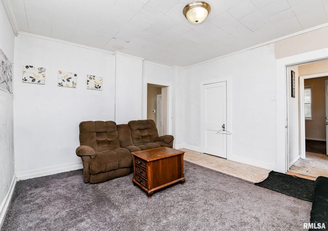 352 CATHERINE Street, Pekin, IL 61554