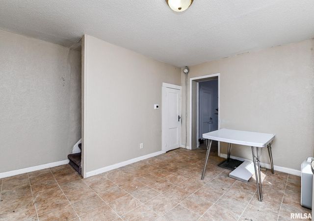 352 CATHERINE Street, Pekin, IL 61554