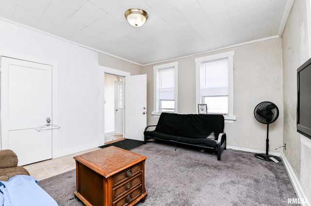 352 CATHERINE Street, Pekin, IL 61554