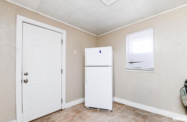 352 CATHERINE Street, Pekin, IL 61554