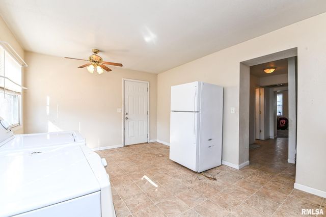 352 CATHERINE Street, Pekin, IL 61554