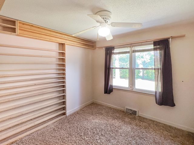 300 N Metts Street, Saint George, SC 29477