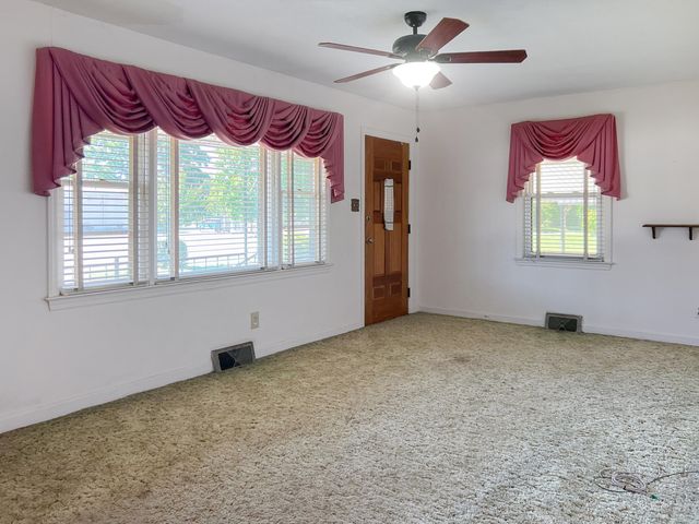 300 N Metts Street, Saint George, SC 29477