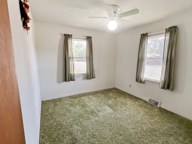 300 N Metts Street, Saint George, SC 29477