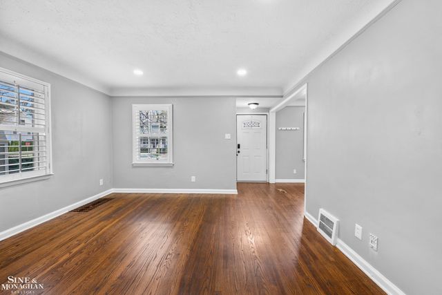 310 N Altadena Avenue, Royal Oak, MI 48067