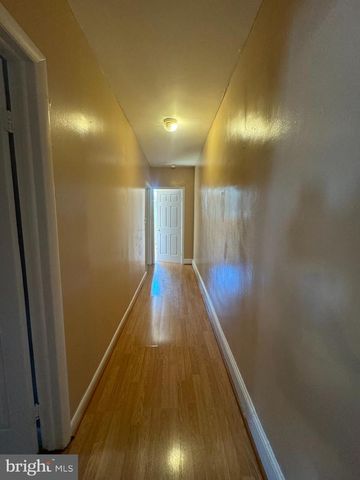 900 S 5TH ST, Philadelphia, PA 19147